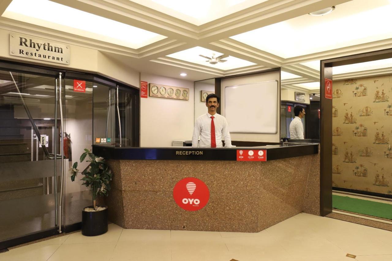 Capital O 1338 Hotel Harmony Rajkot Eksteriør bilde